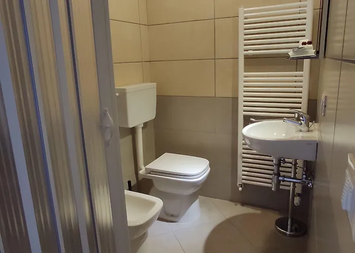 Alojamento de Acomodação e Pequeno-almoço Grandangolo Preturo